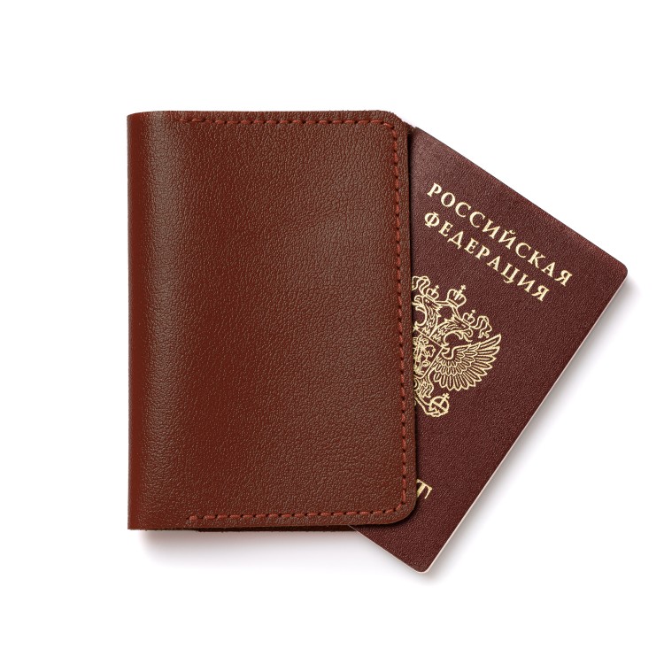 Кожаная коричневая обложка для паспорта Кожаная коричневая обложка для паспорта