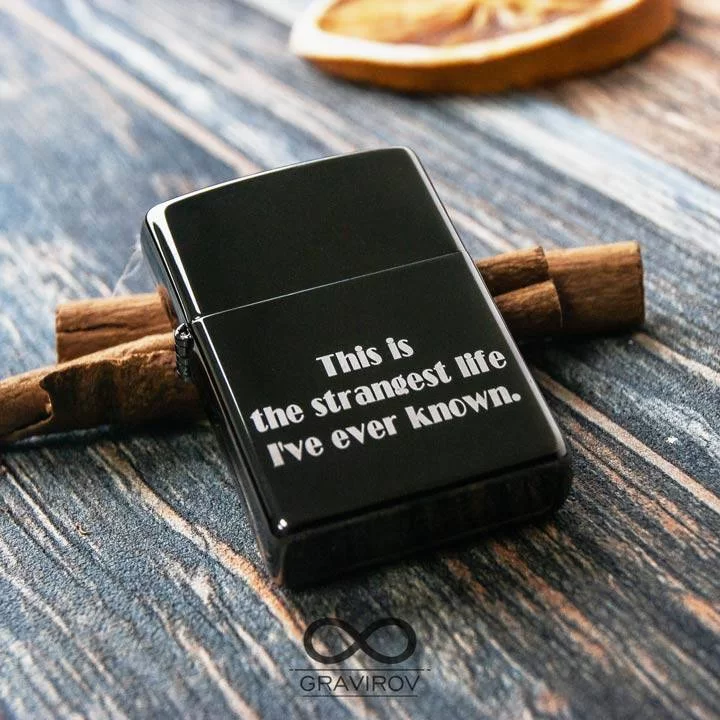 Зажигалка Zippo Classic с покрытием Ebony с индивидуальной
