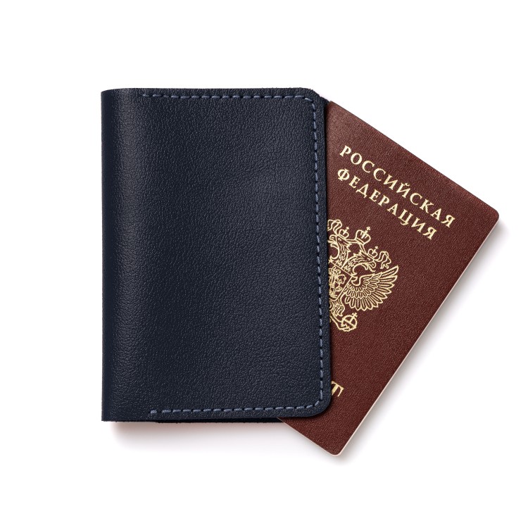 Кожаная синяя обложка для паспорта Кожаная синяя обложка для паспорта
